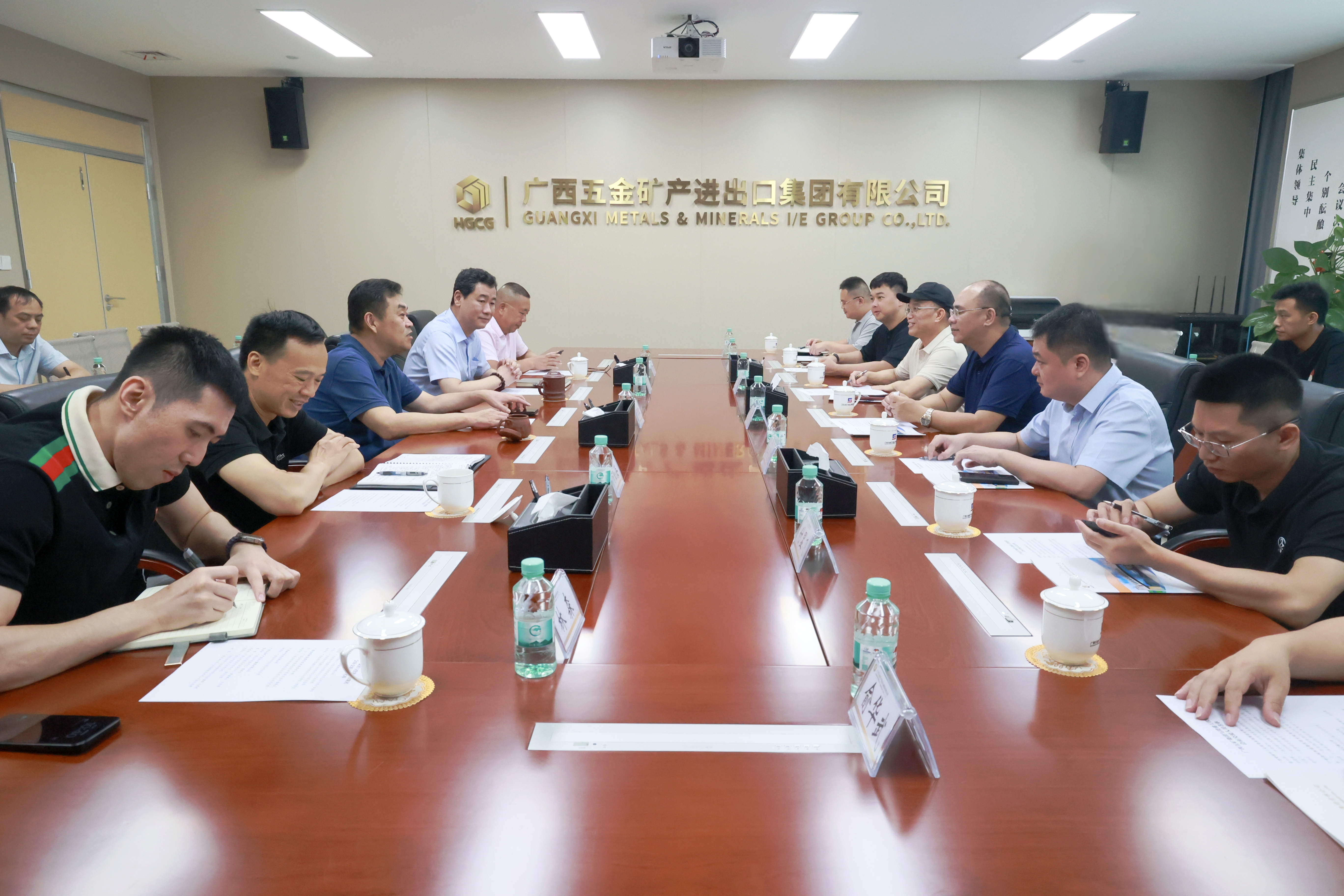 五礦動態(tài) | 探索綜合能源合作新模式！曹津津會見貴港工投集團隆永恒一行